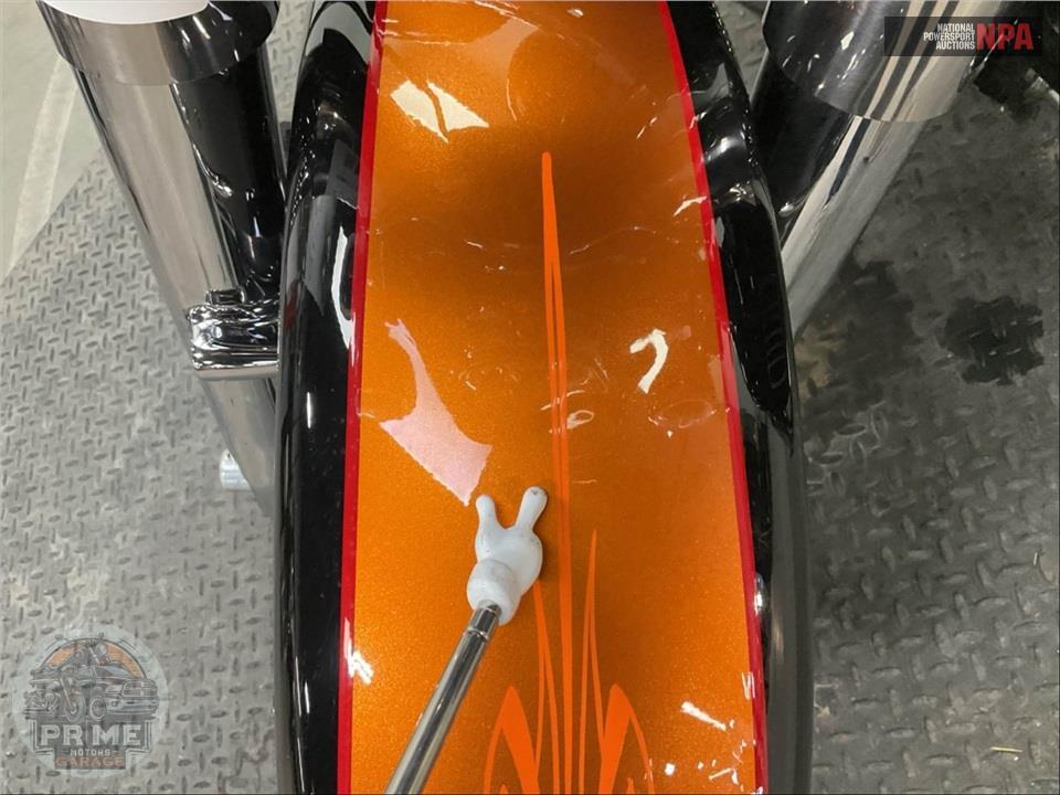 2016 Harley-Davidson FLHTK ELECTRA GLIDE ULTRA LIMITED — фото 17