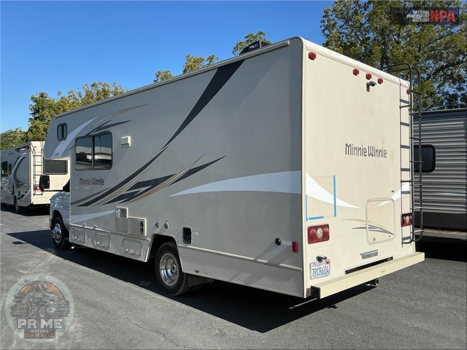 2018 Winnebago M-25B FORD - MINNIE WINNIE SERIES — фото 4