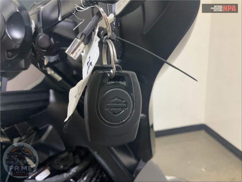 2025 Harley-Davidson FLHXU STEET GLIDE ULTRA — фото 10