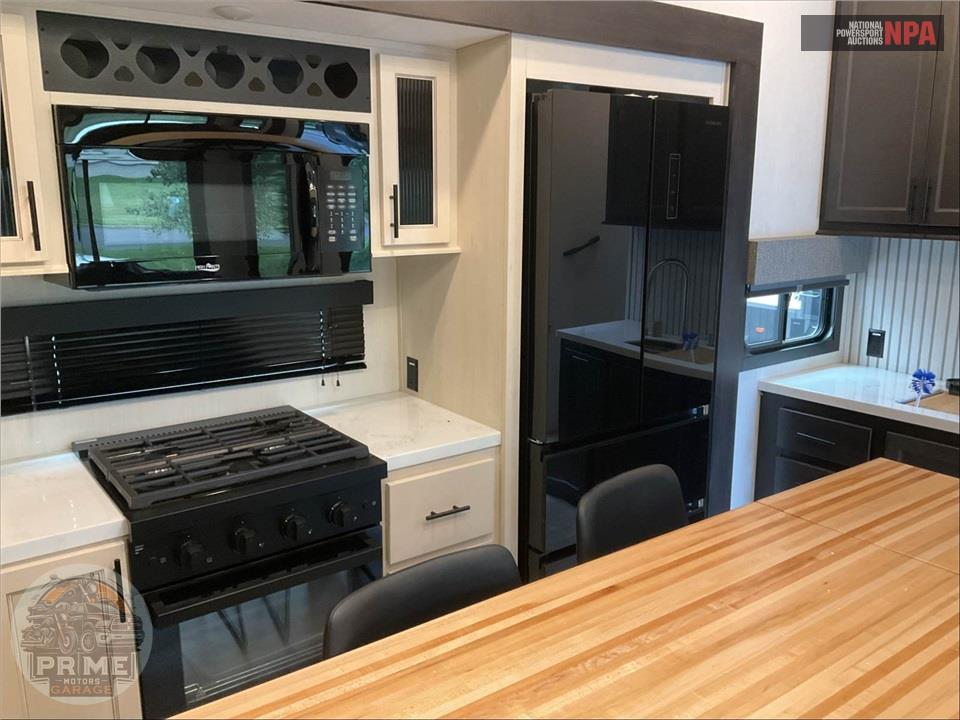 2025 Sabre By Forest River M-36DBB - FIFTH WHEEL SERIES — фото 20