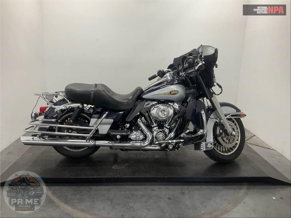 2009 Harley-Davidson FLHTCU ULTRA CLASSIC ELECTRA GLIDE — фото 1