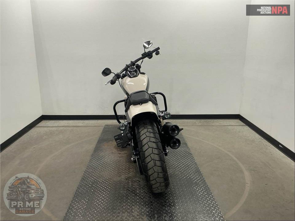 2022 Harley-Davidson FXFBS FAT BOB 114 — фото 4