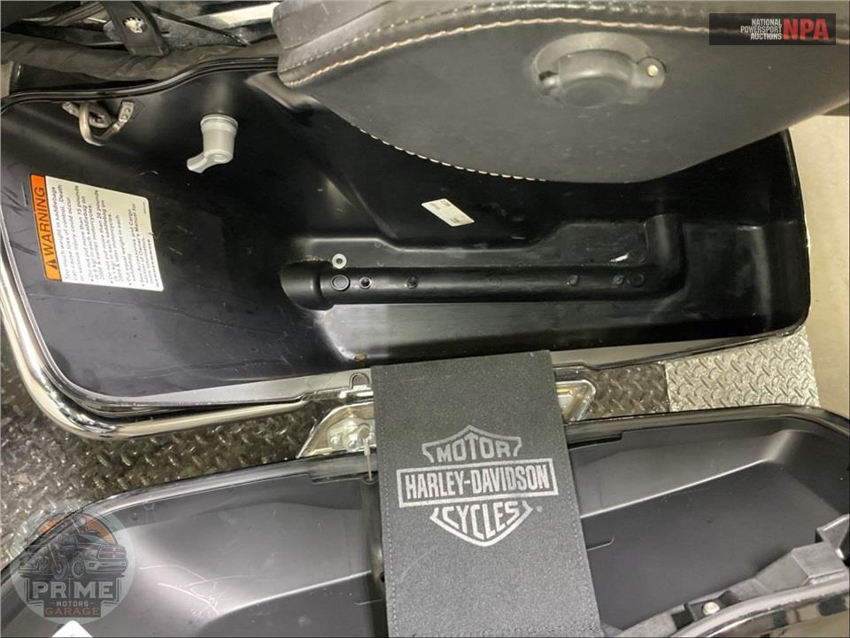 2022 Harley-Davidson FLHTK ULTRA LIMITED — фото 23