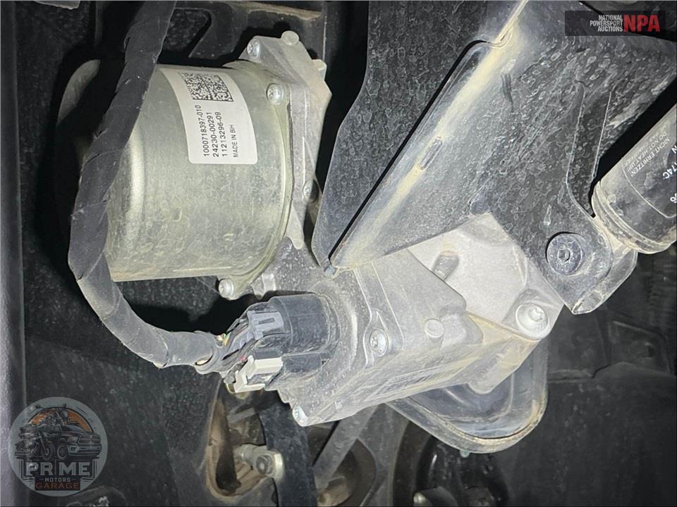2025 Can-Am COMMANDER MAX XT 1000R — фото 16
