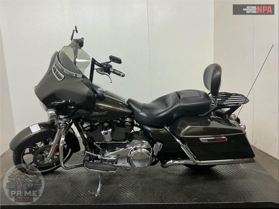 2021 Harley-Davidson FLHX STREET GLIDE — фото 3