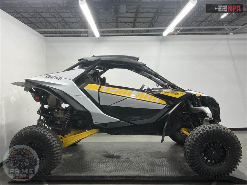 2024 CAN-AM MAVERICK R X RS