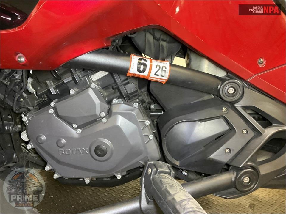 2018 Can-Am SPYDER F3-T SE6 — фото 7