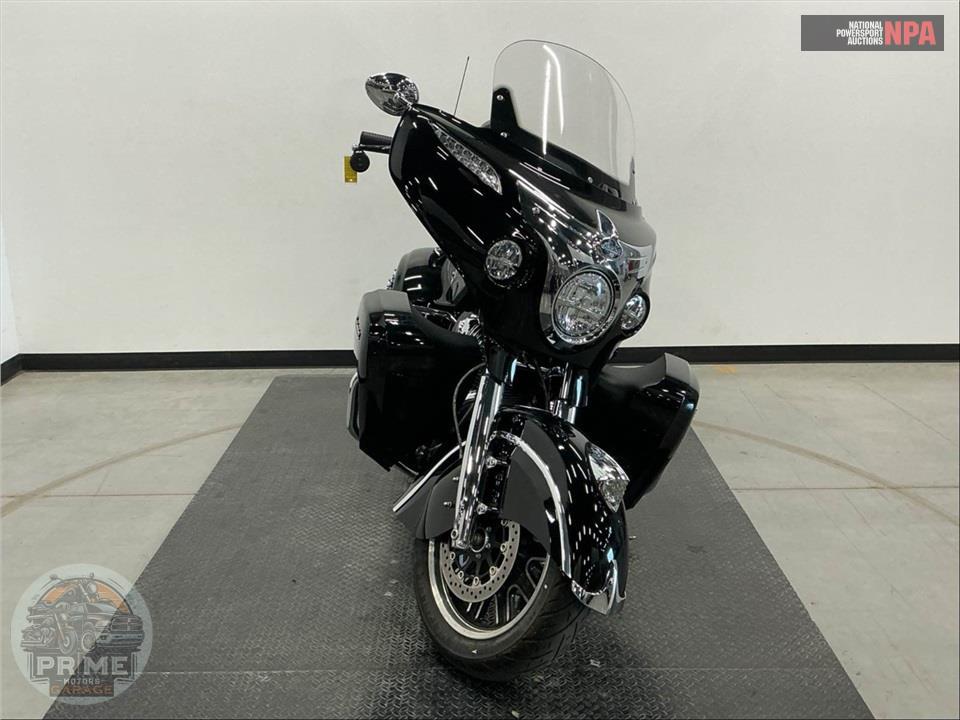 2022 Indian Motorcycle ROADMASTER (BLACK) — фото 2