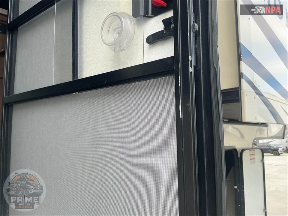 2017 Keystone Rv M-3820 FK MONTANA FIFTH WHEEL SERIES — фото 40