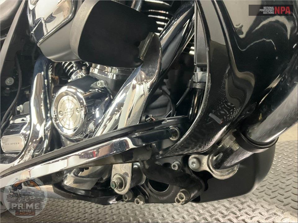 2019 Harley-Davidson FLHTK ULTRA LIMITED — фото 14