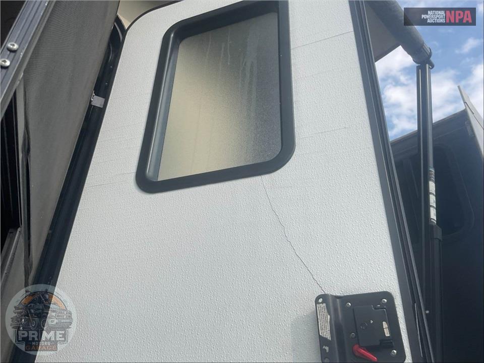 2019 Keystone Rv M-381 TH - MONTANA HIGH COUNTRY TOY HAULER TOY HAULER SERIES — фото 48