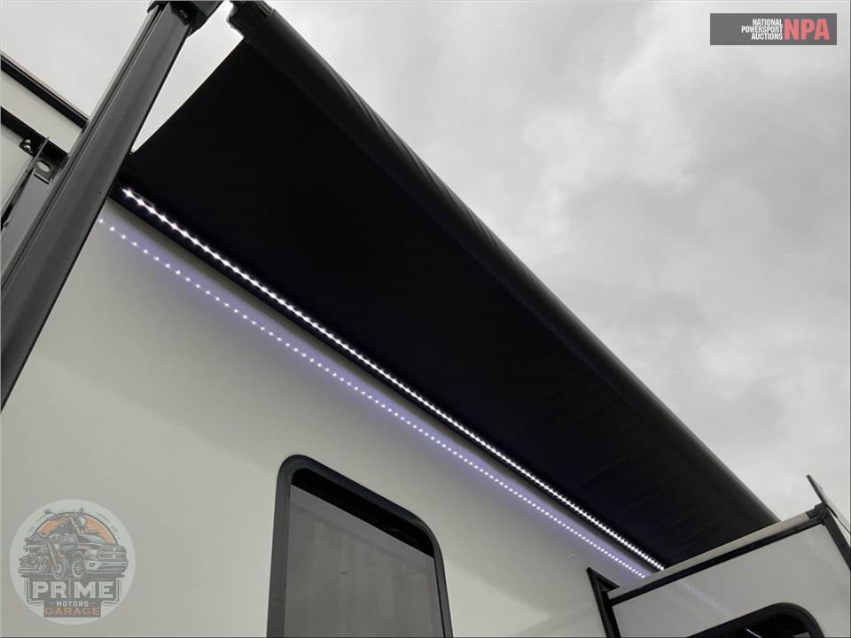 2025 Sandpiper By Forest River M-3990FL - FIFTH WHEEL SERIES — фото 22