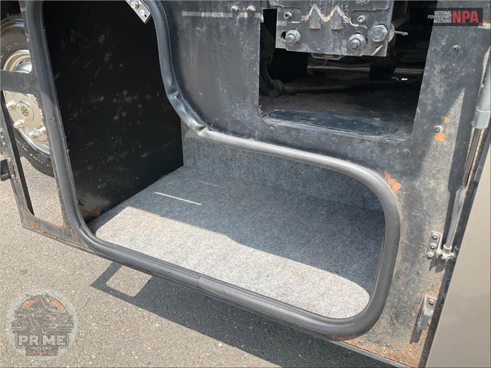 2006 Winnebago M-35A WORKHORSE ADVENTURER SERIES — фото 61
