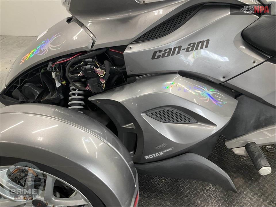 2013 Can-Am SPYDER RS SE5 — фото 7