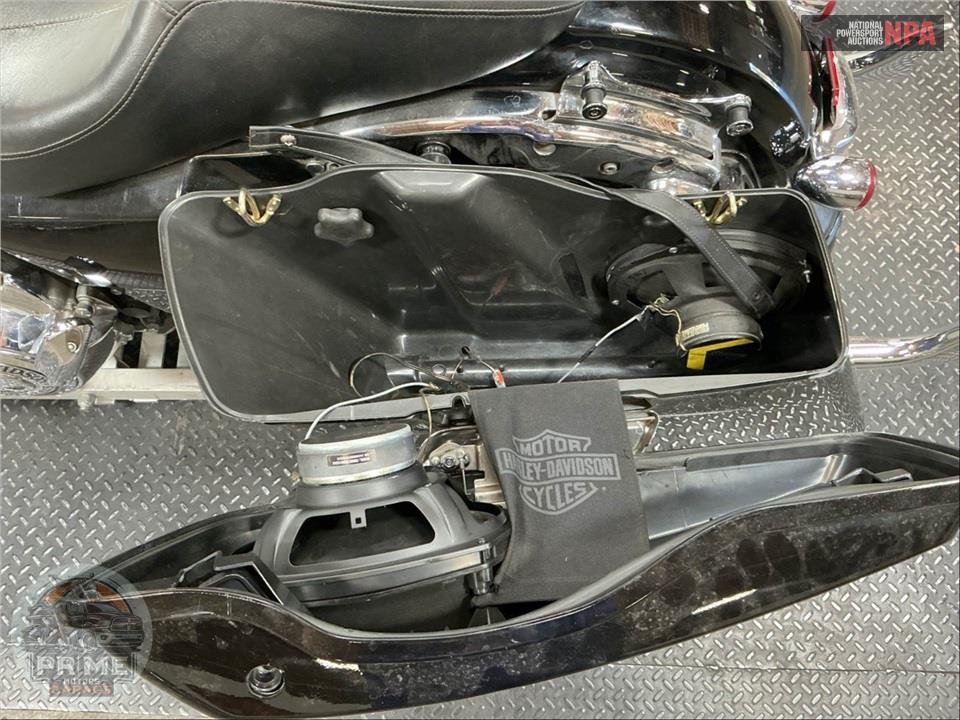 2015 Harley-Davidson FLTRX ROAD GLIDE — фото 24