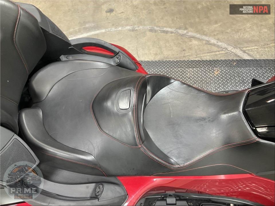 2015 Can-Am SPYDER RT SE6 SPECIAL SERIES — фото 31