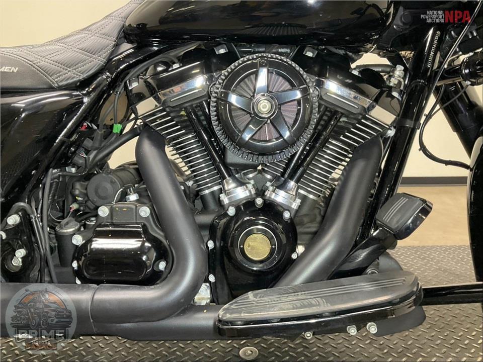 2020 Harley-Davidson FLTRXS ROAD GLIDE SPECIAL — фото 6