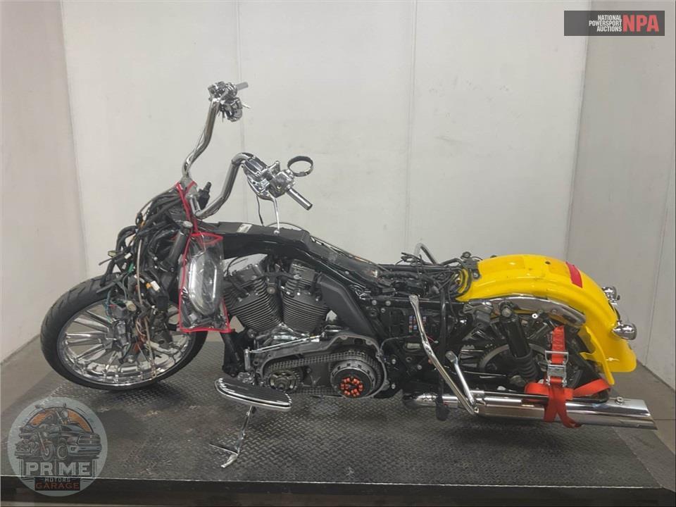 2012 Harley-Davidson FLHTCUSE7 SCREAMIN EAGLE — фото 3