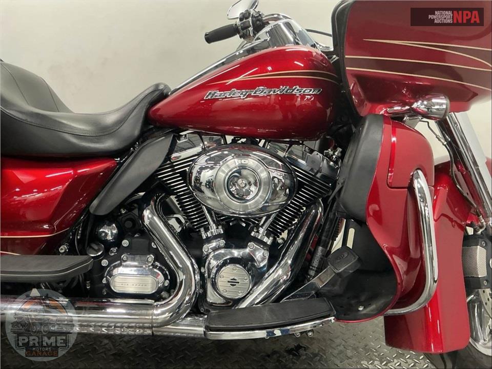 2012 Harley-Davidson FLTRU ROAD GLIDE ULTRA — фото 6