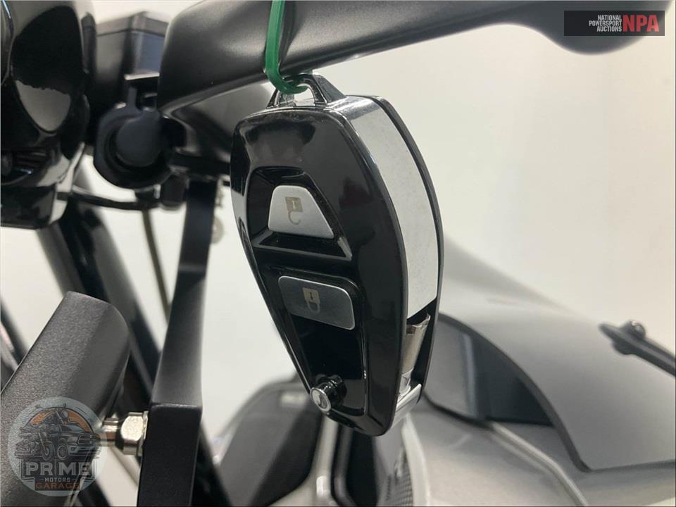 2023 Harley-Davidson FLTRXSE CVO ROAD GLIDE — фото 11