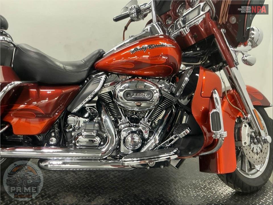 2010 Harley-Davidson FLHTCUSE5 — фото 6