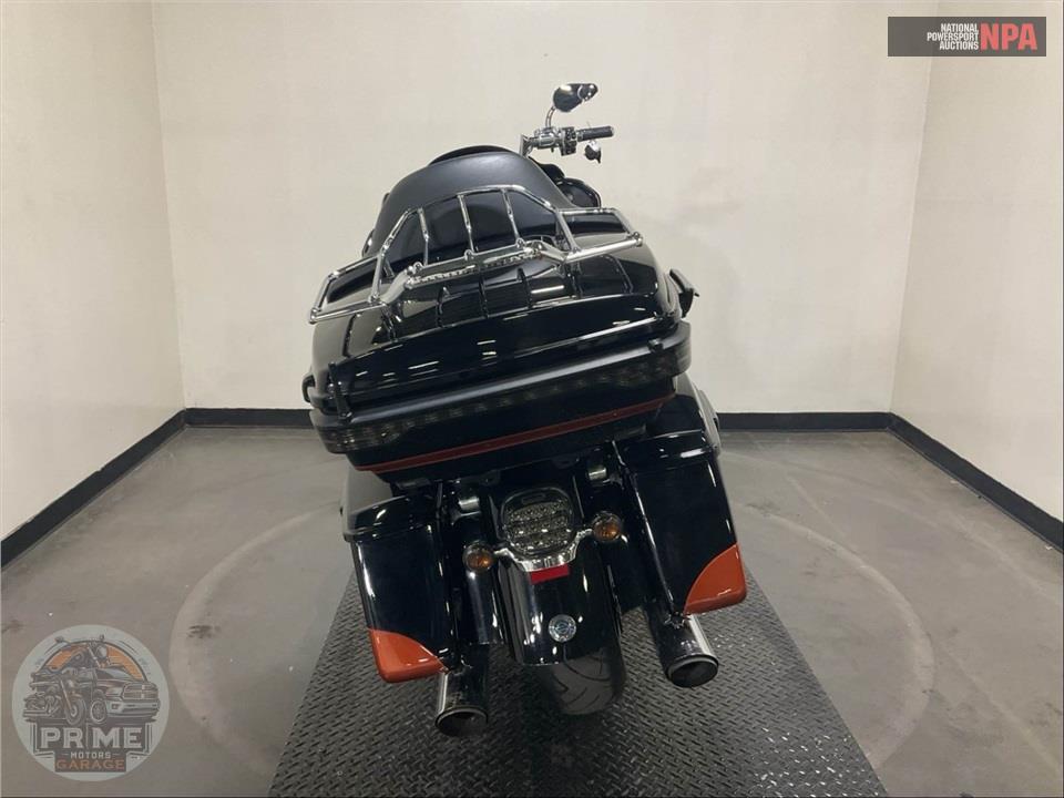 2015 Harley-Davidson FLTRUSE CVO ROAD GLIDE ULTRA — фото 4