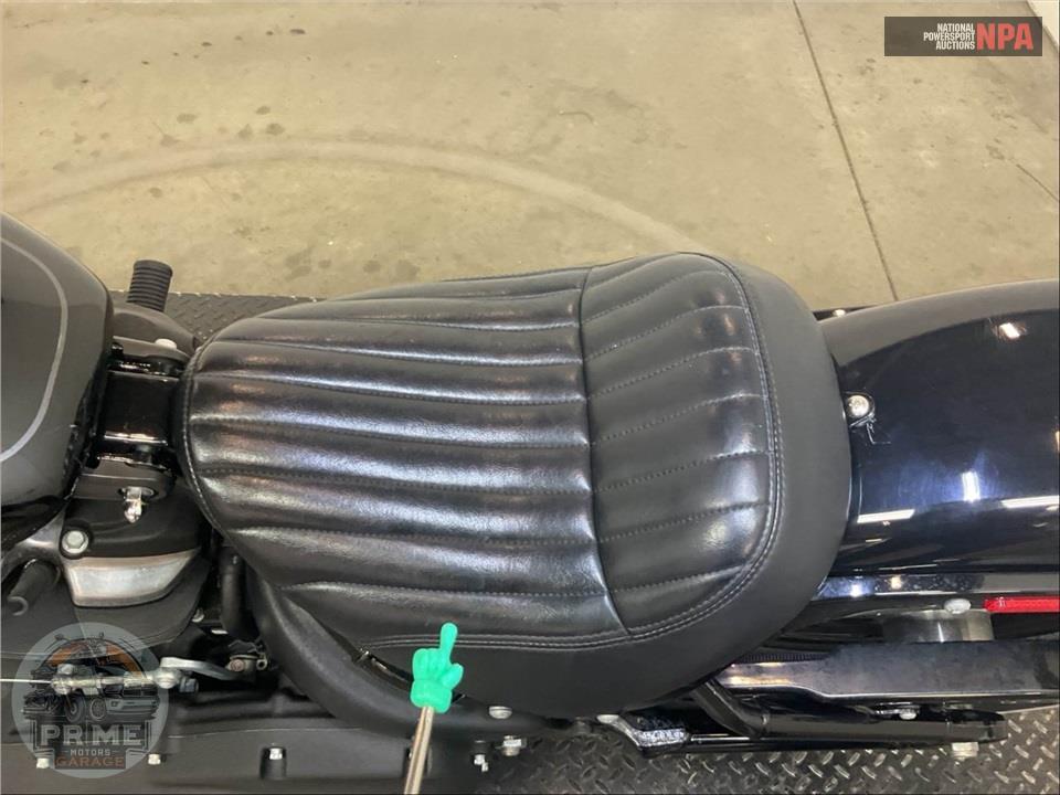 2019 Harley-Davidson FXBB STREET BOB — фото 33