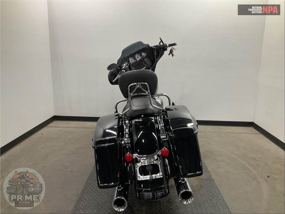 2018 Harley-Davidson FLHX STREET GLIDE — фото 4