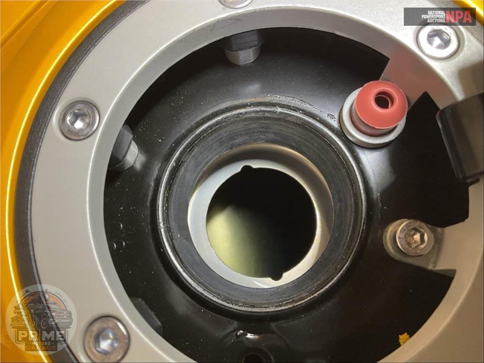 2026 Triumph STREET TRIPLE 765 MOTO2 RS (TWO TONE) — фото 12