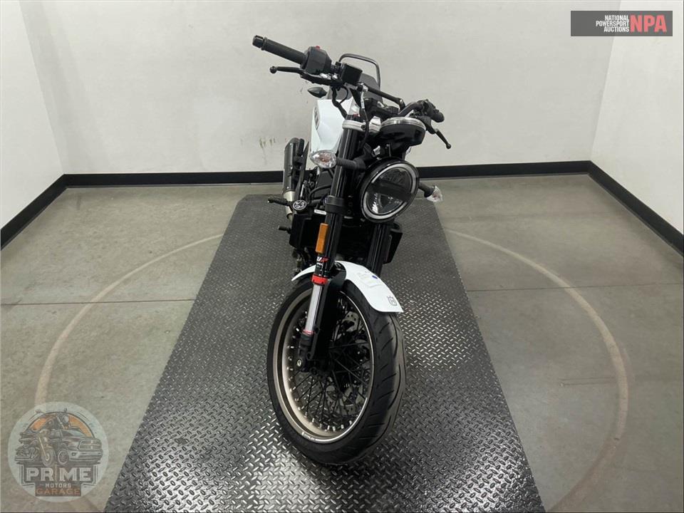 2023 Husqvarna SVARTPILEN 401 — фото 2