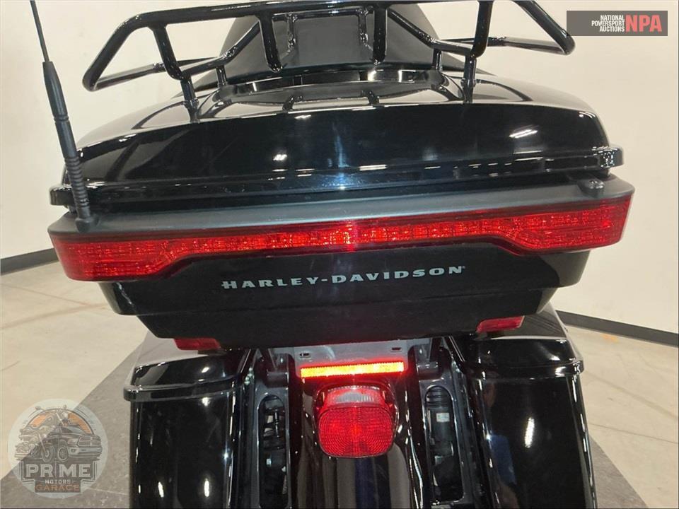 2023 Harley-Davidson FLHTK ELECTRA GLIDE ULTRA LIMITED — фото 29