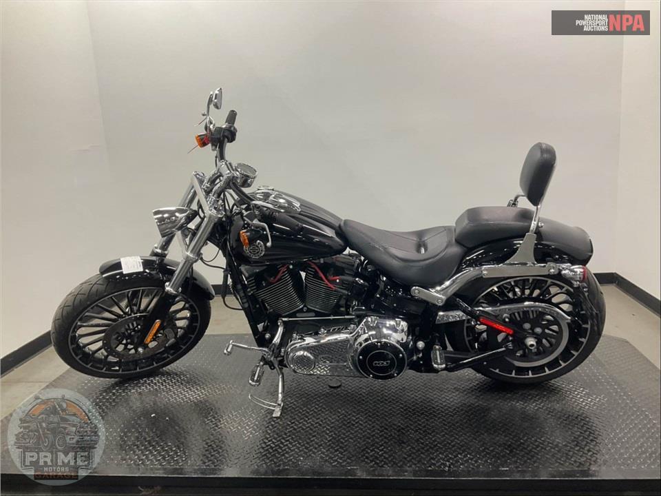 2017 Harley-Davidson FXSB BREAKOUT — фото 3