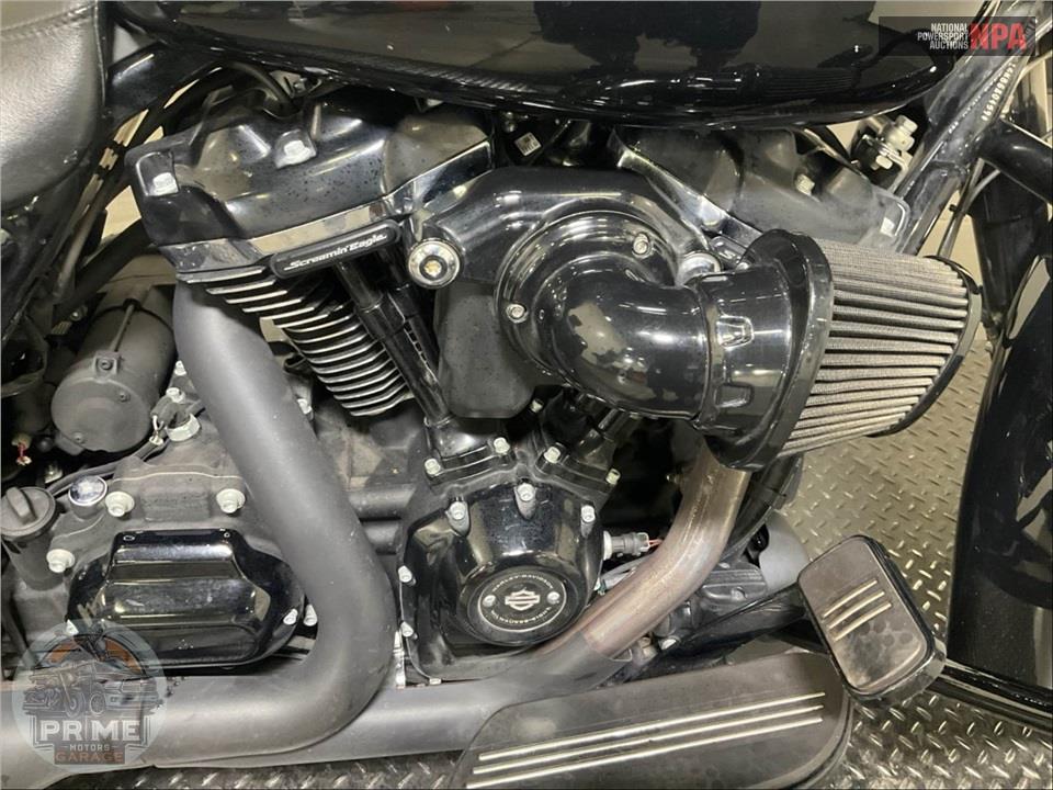 2019 Harley-Davidson FLHXS STREET GLIDE SPECIAL — фото 6