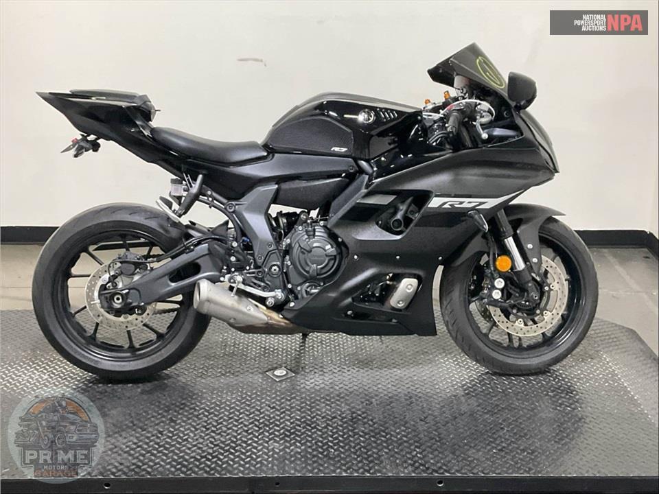 2024 Yamaha YZF-R7 — фото 1