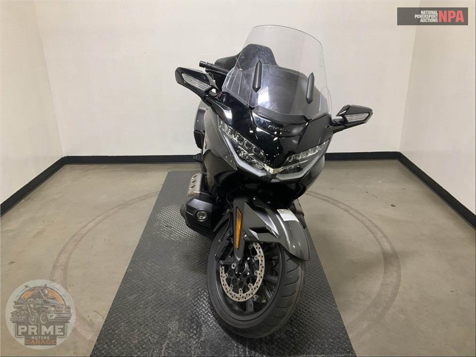 2024 Honda GL1800 GOLDWING TOUR — фото 2