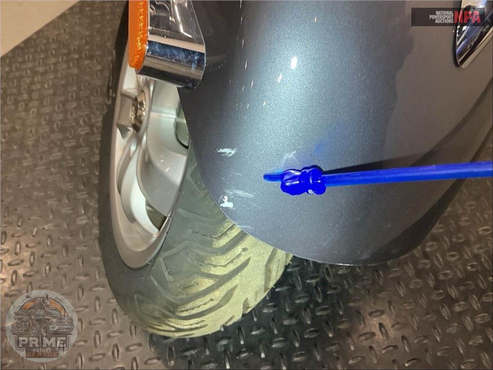 2022 Vespa GTS 300 TOURING HPE — фото 9