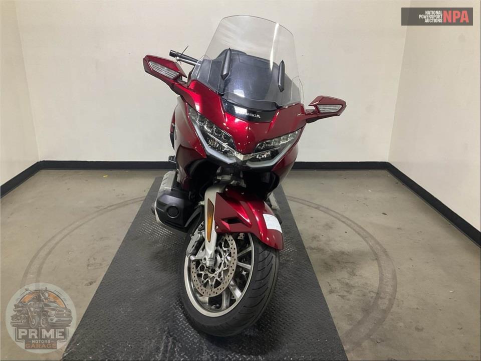 2018 Honda GL1800D GOLDWING TOUR DCT (BLUE) — фото 2