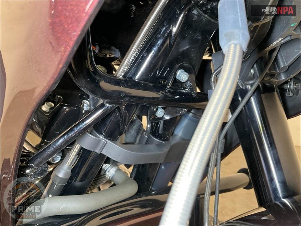 2024 Harley-Davidson FLTRXSE CVO ROAD GLIDE — фото 12