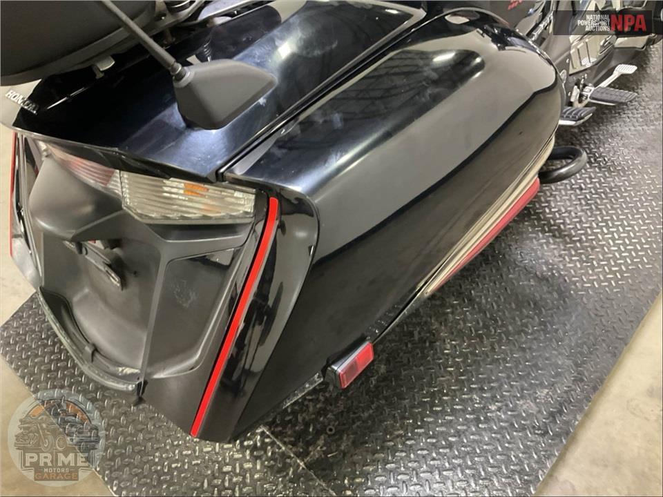 2013 Honda GL1800BD GOLDWING F6B — фото 19