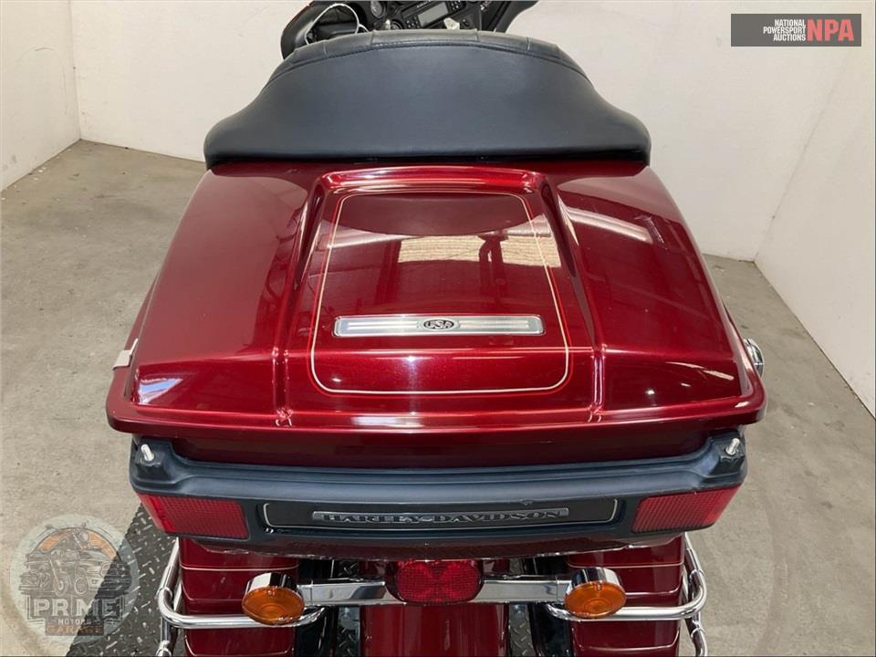 2010 Harley-Davidson FLHTCU ULTRA CLASSIC ELECTRA GLIDE — фото 26