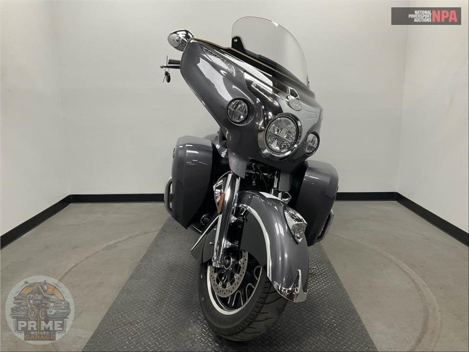 2017 Indian Motorcycle ROADMASTER (THUNDER BLACK) — фото 2