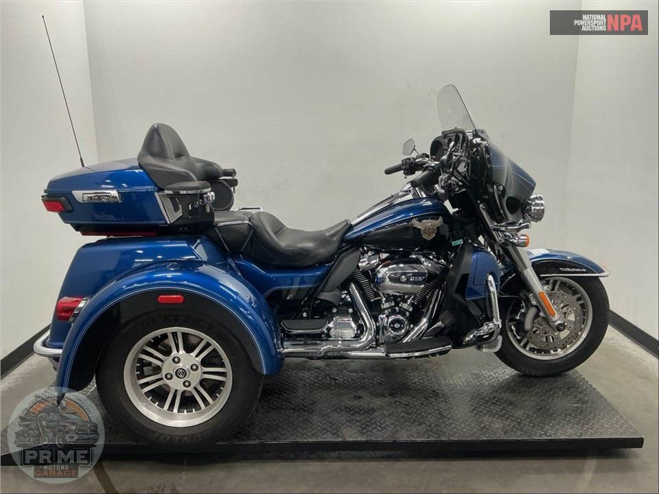 2018 HARLEY-DAVIDSON FLHTCUTG TRI GLIDE ULTRA ANNIVERSARY