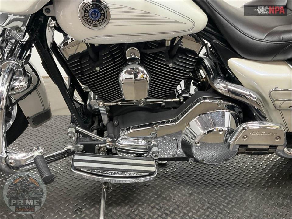 2004 Harley-Davidson FLHTCUI ULTRA CLASSIC ELECTRA GLIDE — фото 7