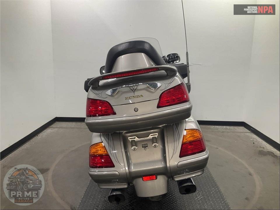 2002 Honda GL18002 GOLDWING — фото 4