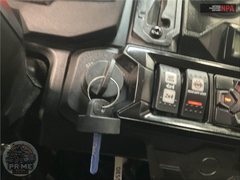 2025 Can-Am DEFENDER MAX LIMITED CAB HD10 — фото 7