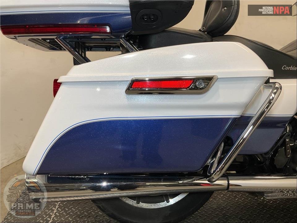 2015 Harley-Davidson FLHTCUL ULTRA CLASSIC LOW — фото 20