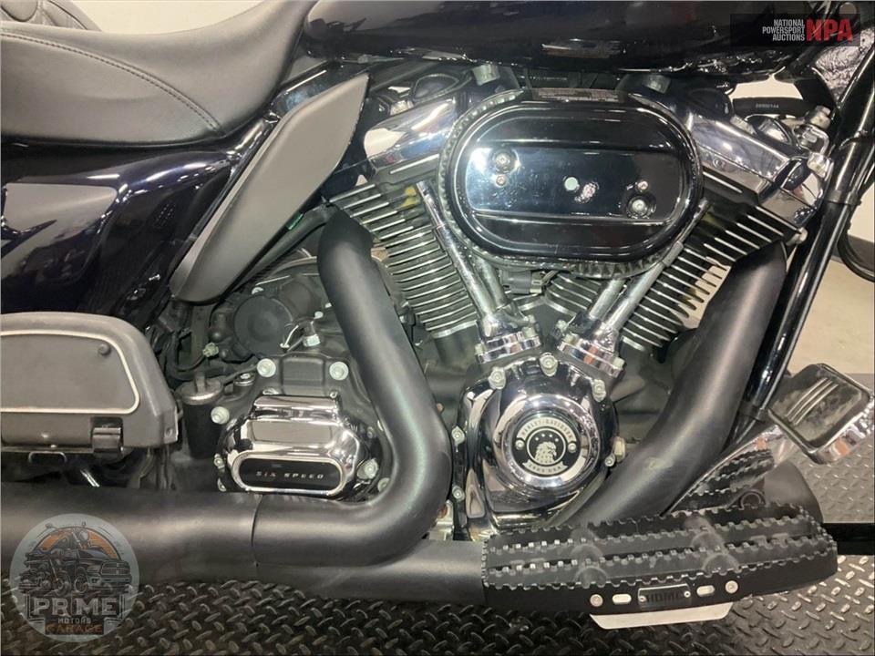 2019 Harley-Davidson FLHX STREET GLIDE — фото 6