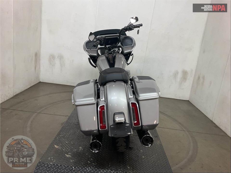 2023 Harley-Davidson FLTRXSE CVO ROAD GLIDE — фото 3