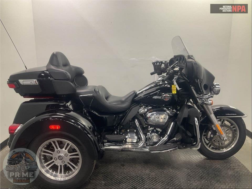 2023 Harley-Davidson FLHTCUTG TRI GLIDE ULTRA CLASSIC — фото 1