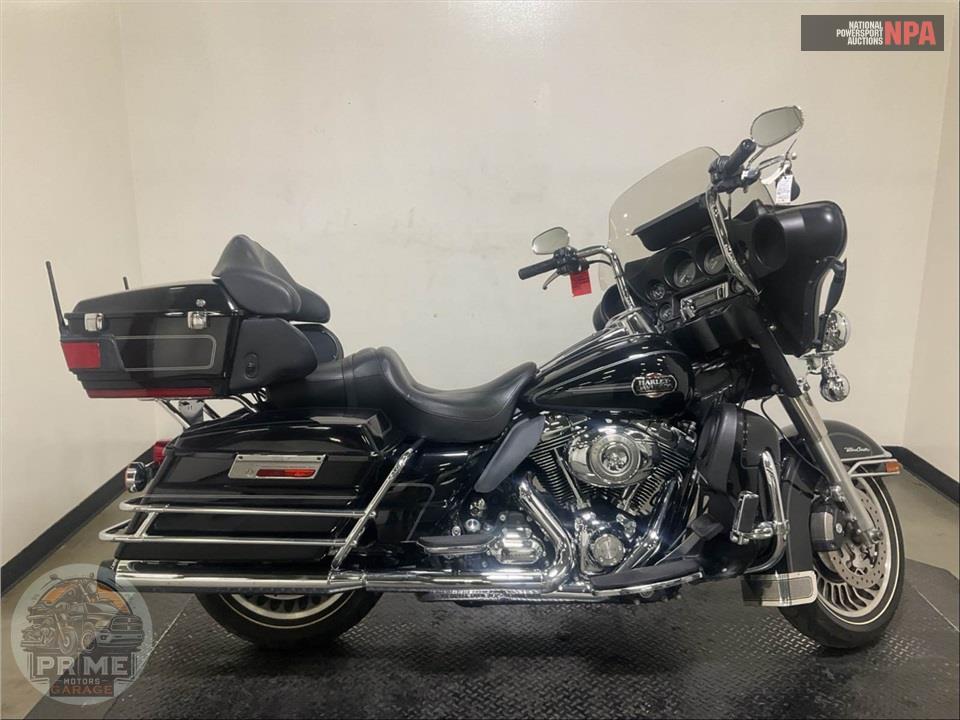 2009 Harley-Davidson FLHTCU ULTRA CLASSIC ELECTRA GLIDE — фото 1